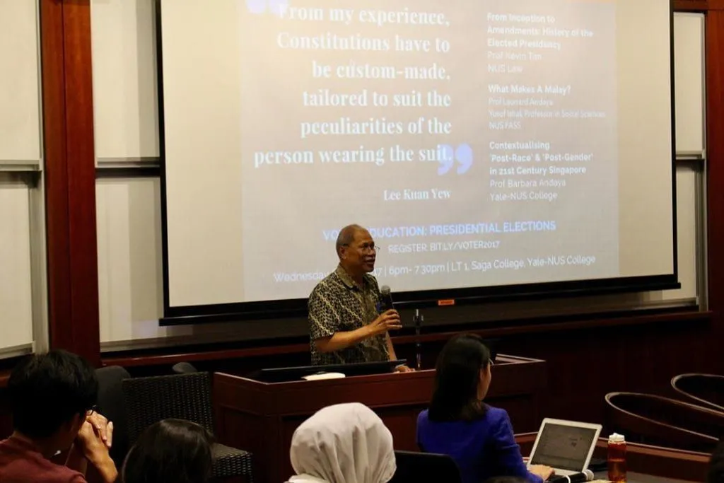 photo of Prof. Leonard Andaya speaking at the Voter Education: Presidential Elections event